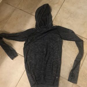Lululemon hoodie pullover
